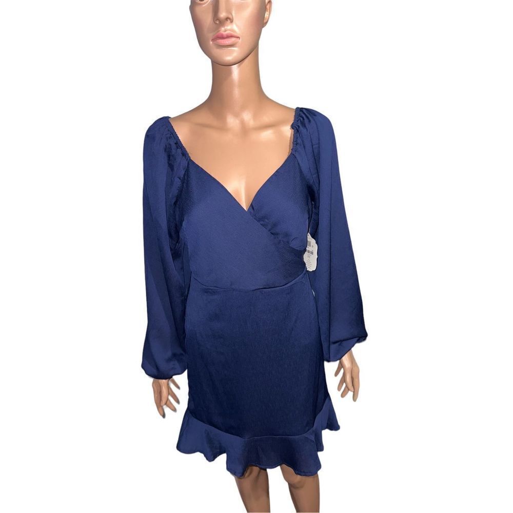 NEW WITH TAGS WOMEN Altar’d State navy Jolie Dress size small EXCELLENT CONDITIO